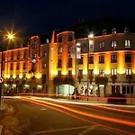 Hotel Bracken Court 4*
