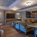 Bracken Court Hotel 4*