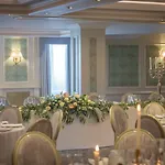Hotel Bracken Court 4*
