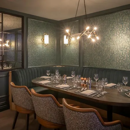 Bracken Court מלון בלבריגן