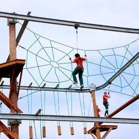 מלון Bracken Court