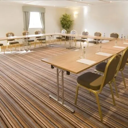 Bracken Court מלון בלבריגן