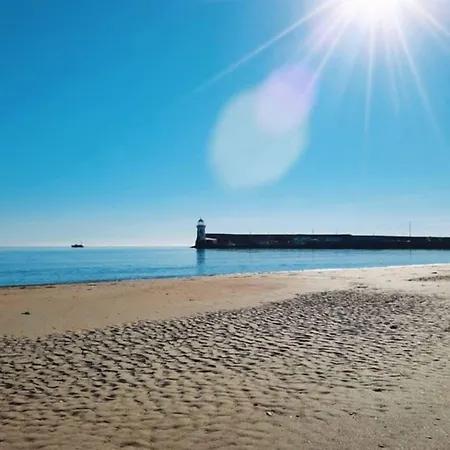 Bracken Court בלבריגן